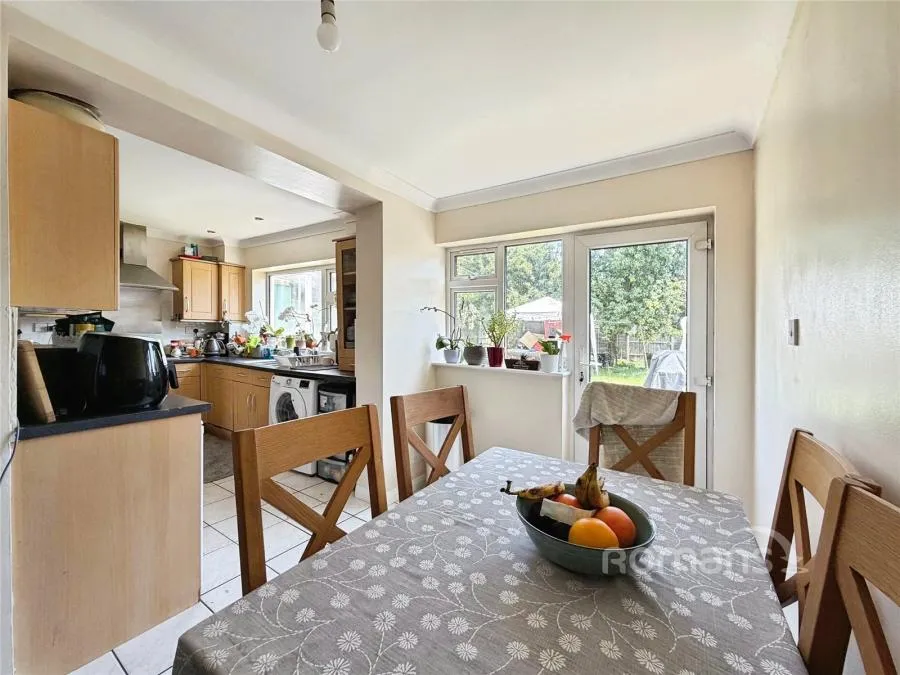 Cheyne Way, Farnborough, GU14, photo 14