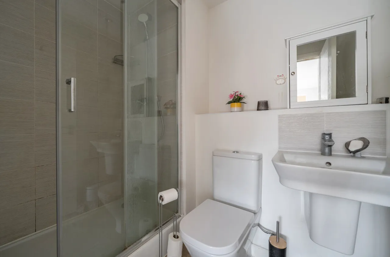 Walton Heath, Binfield, Bracknell, Berkshire, RG42 4LN, photo 10