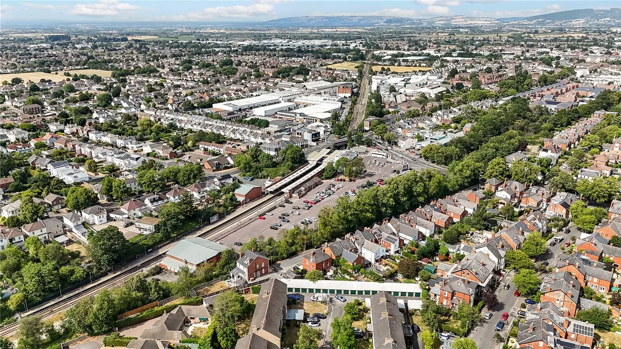 Kensington Avenue, Cheltenham, GL50, photo 5