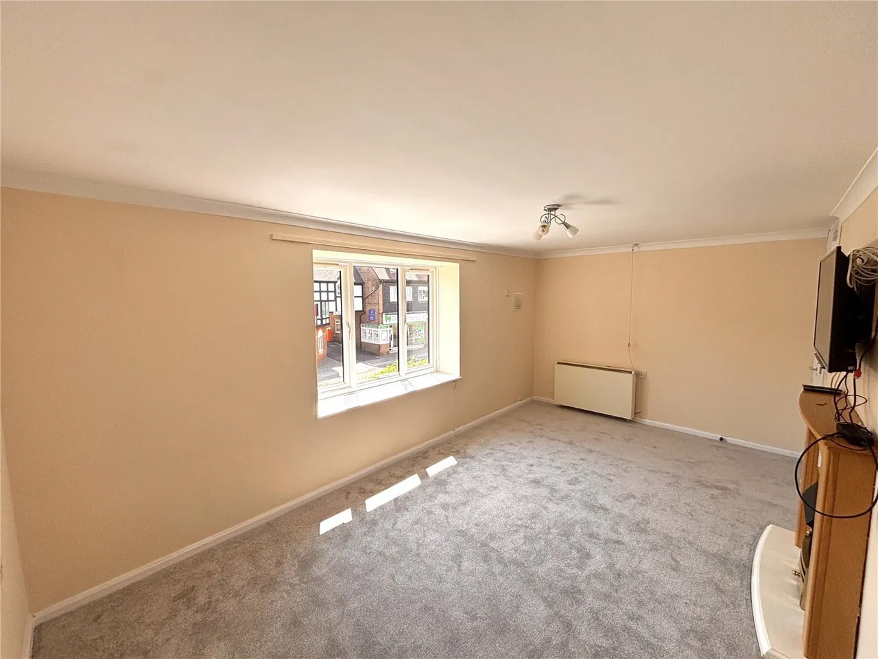 The Green, Kings Norton, B38, photo 4