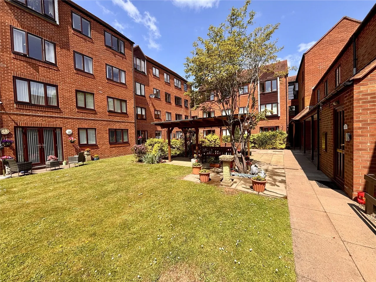 The Green, Kings Norton, B38, photo 24