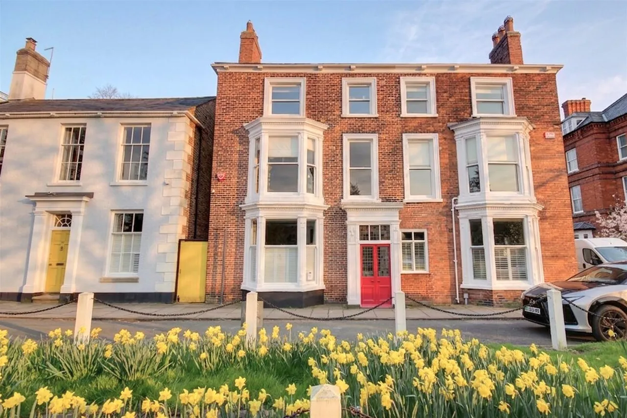 5 bed house for sale — North Bar Without, Beverley