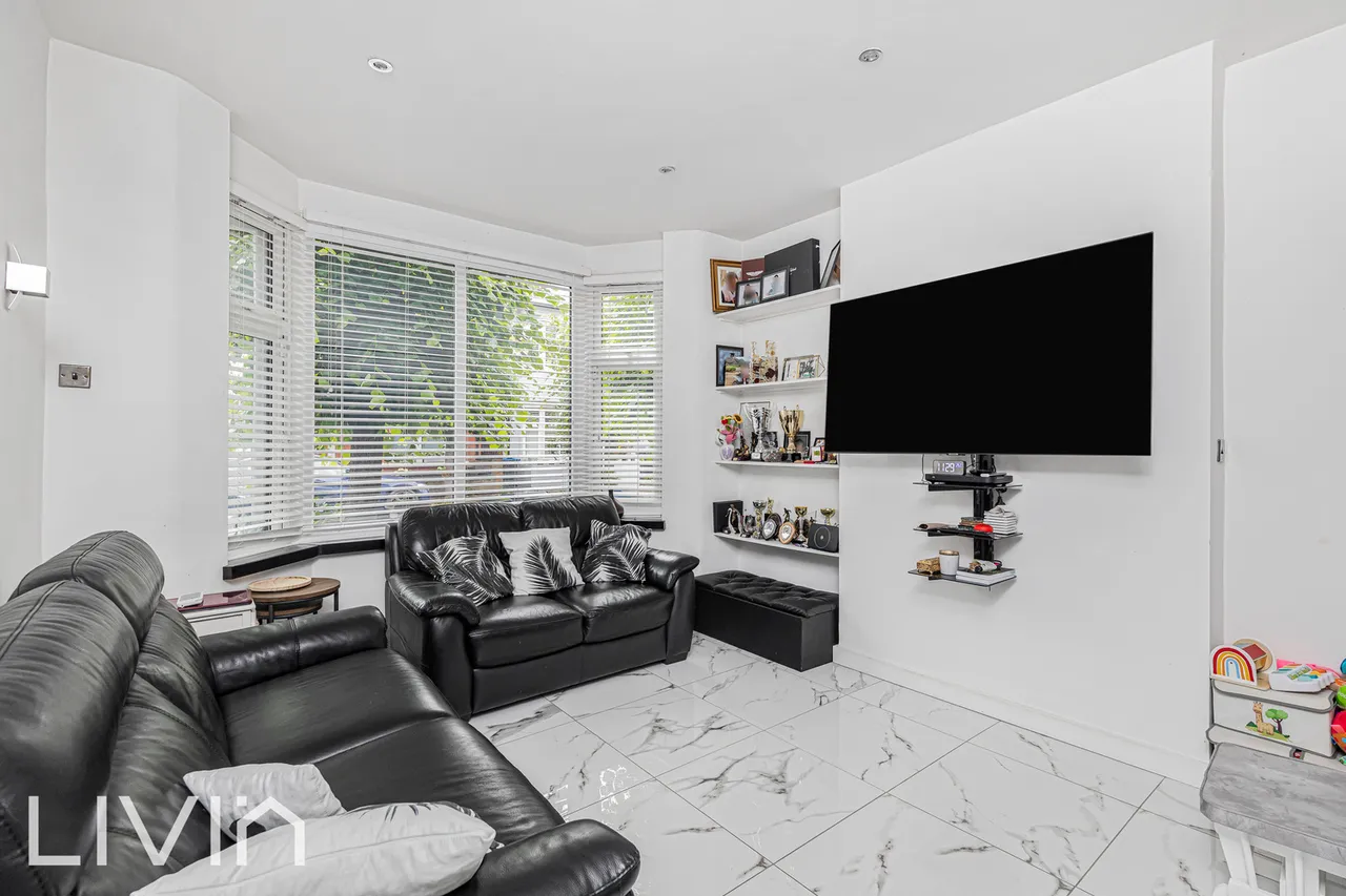Birdhurst Road, London, SW19, photo 5