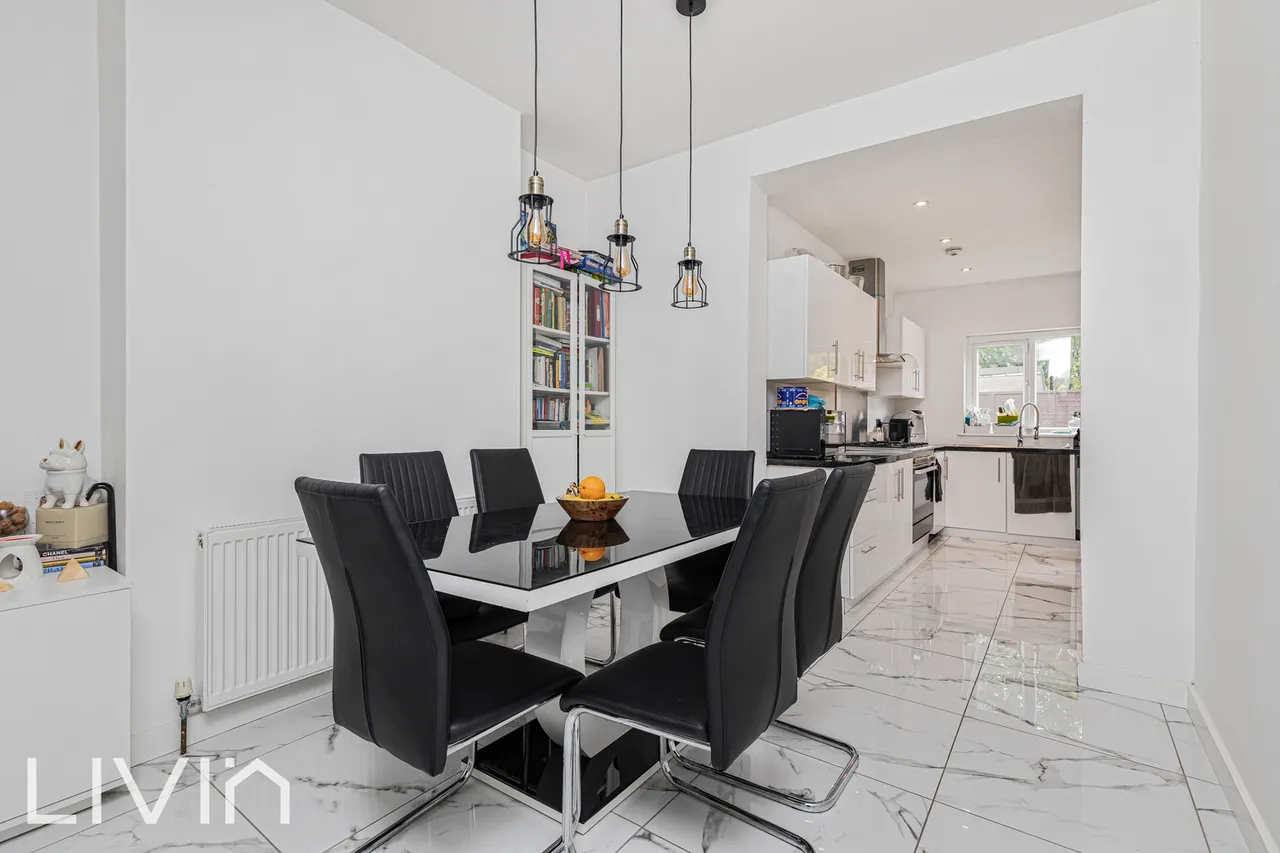 Birdhurst Road, London, SW19, photo 8