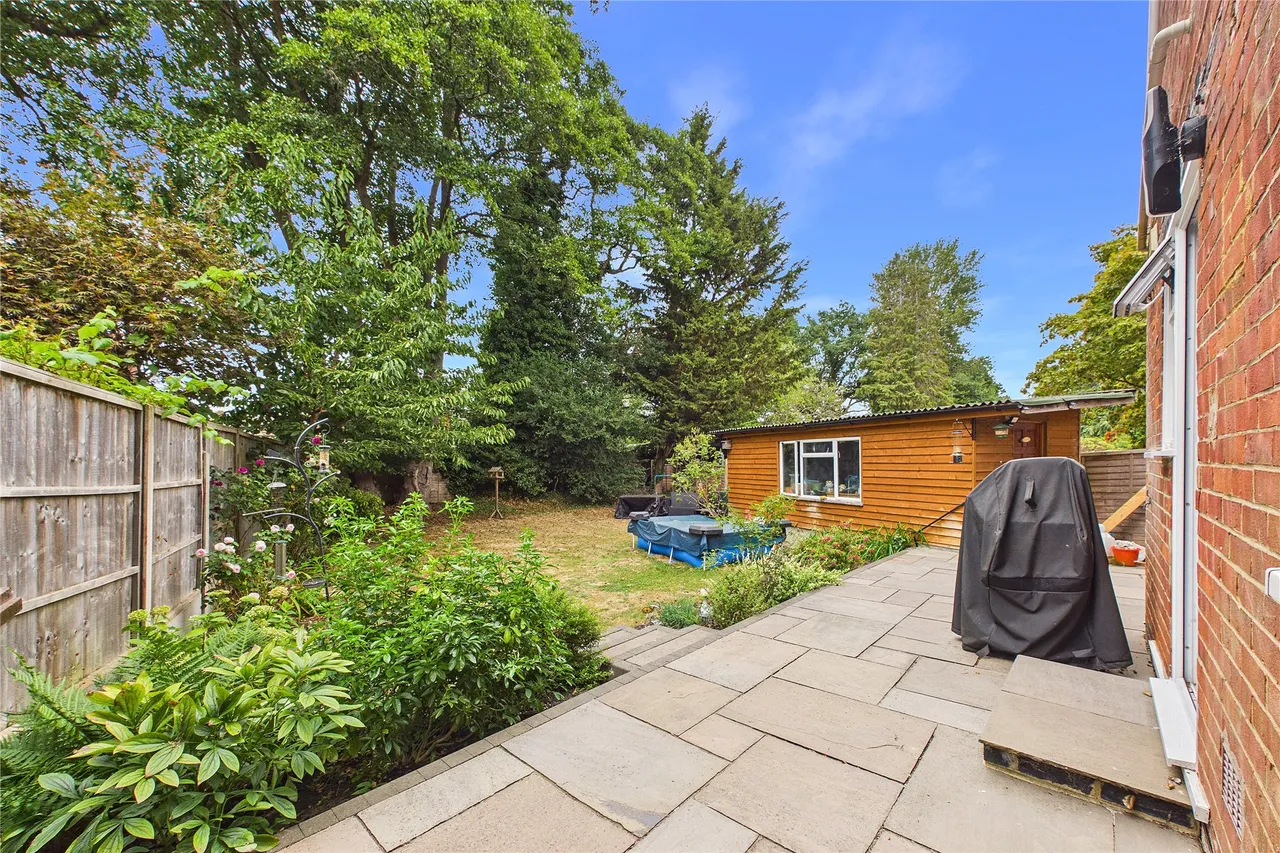 Rivermead Road, Camberley, GU15, photo 3
