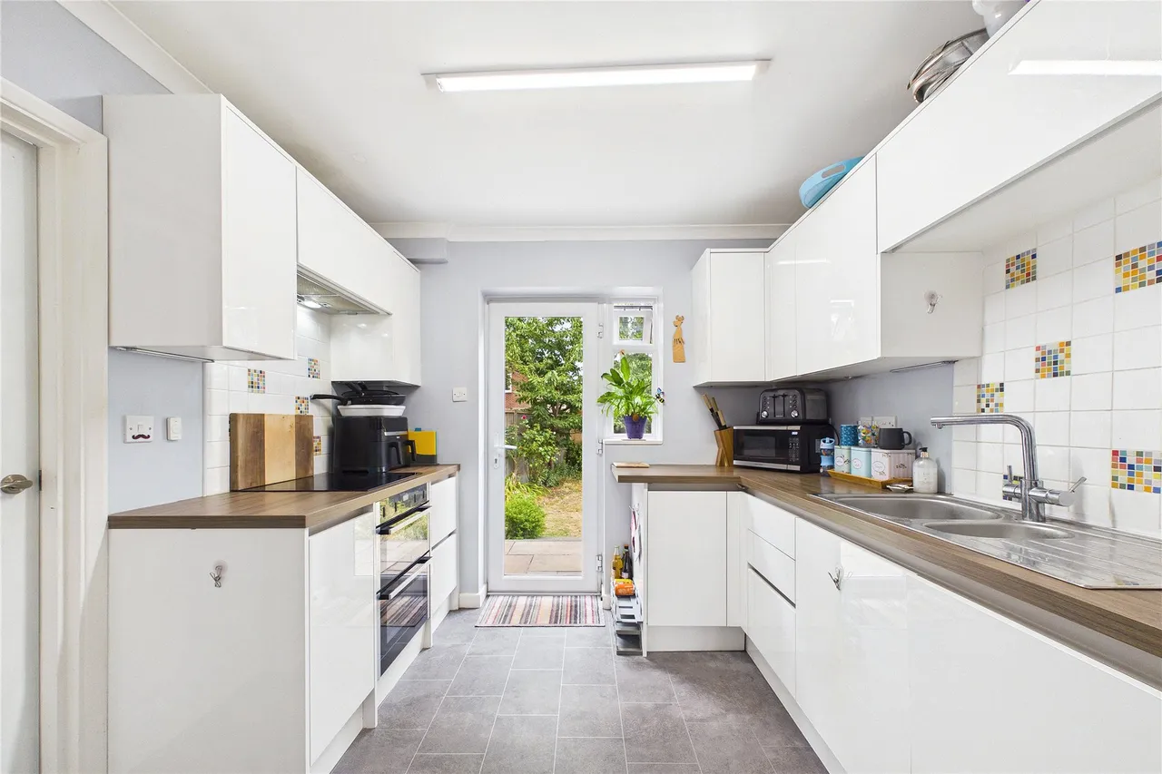 Rivermead Road, Camberley, GU15, photo 4