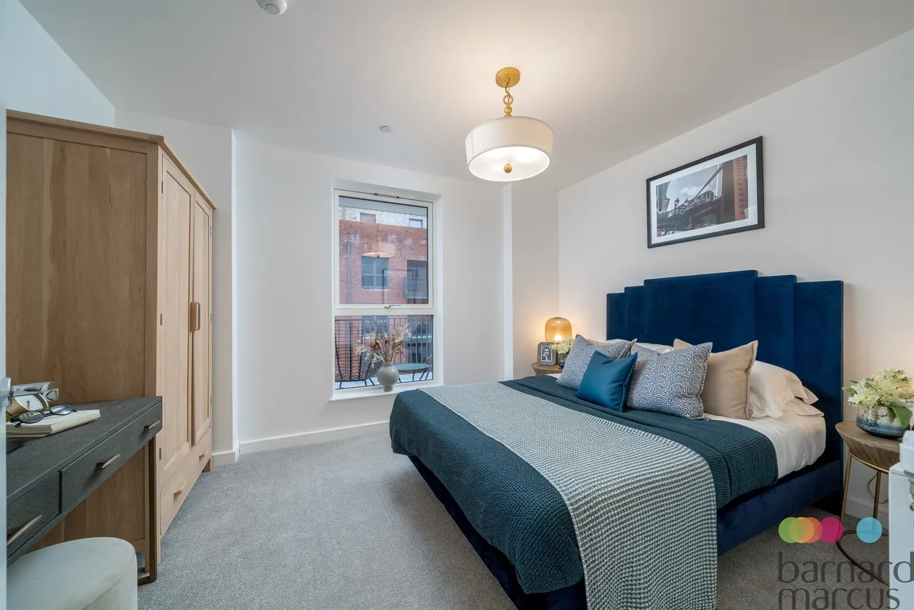 Rowan House, Oakwood, London, N14, photo 5