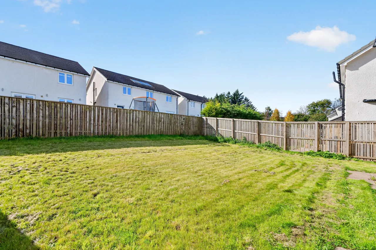 Raeside Grove, Newton Mearns, G77, photo 20