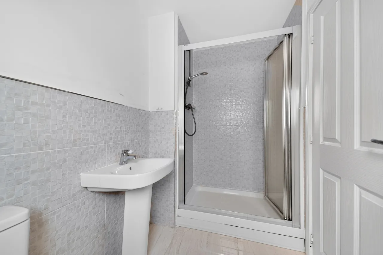 Raeside Grove, Newton Mearns, G77, photo 11
