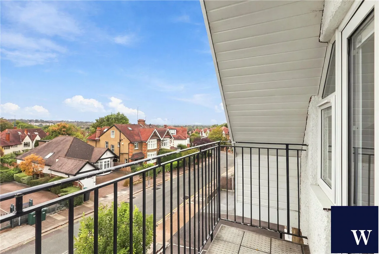 Hendon Lane, Finchley, N3, photo 21