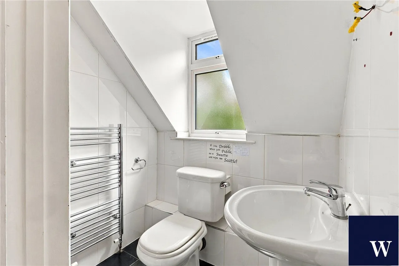 Hendon Lane, Finchley, N3, photo 20