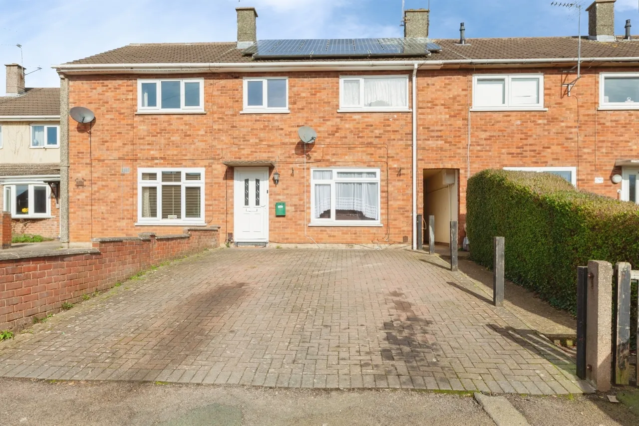 4 bed house for sale — Twickenham Road, Leicester