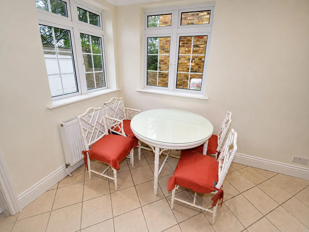 Ree Lane Cottages Englands Lane, Loughton, Loughton, IG10 2QT, photo 6