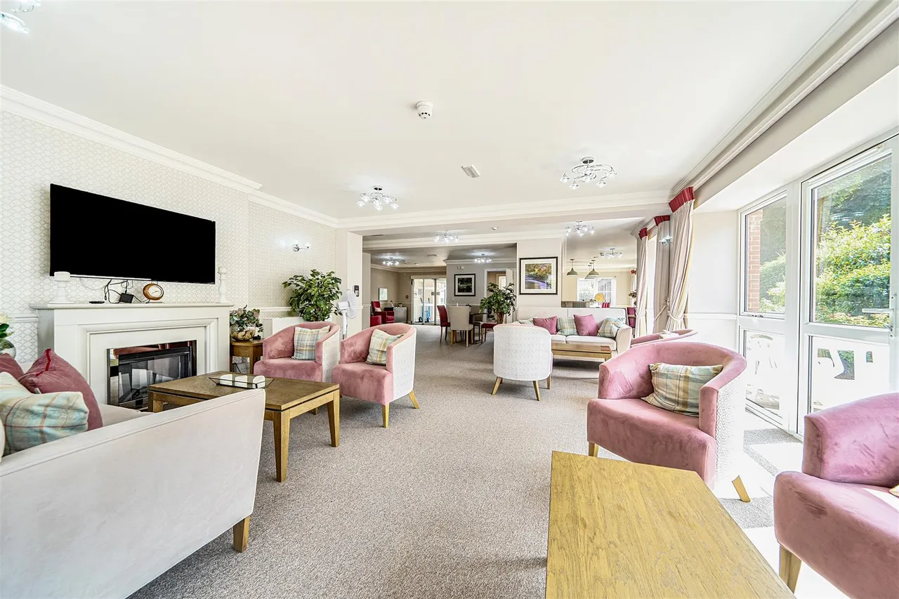 Prices Lane, Reigate, RH2, photo 13