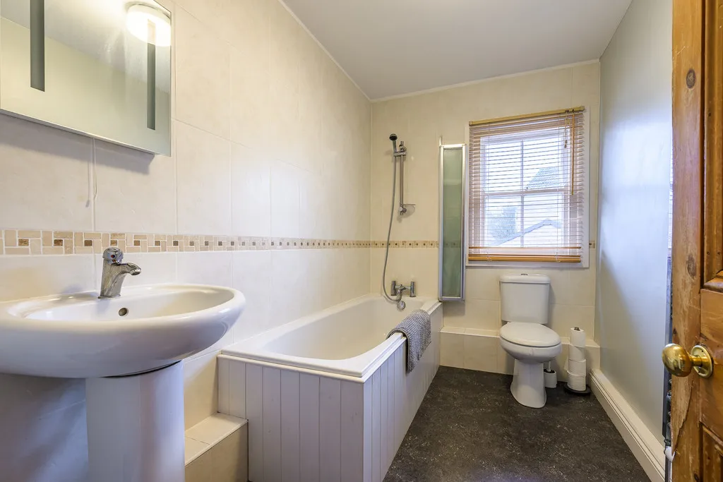 Beaumaris Road, Newport, photo 19