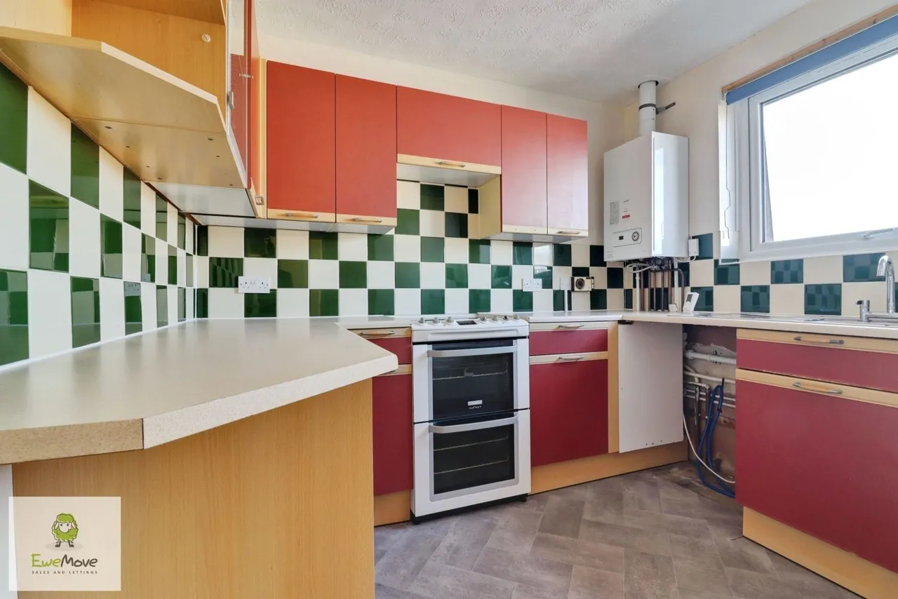 Eskrett Street, Hednesford, WS12, photo 6