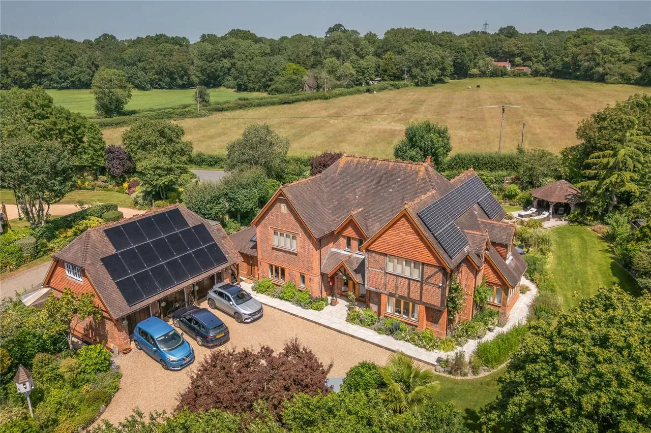 5 bed house for sale — Westfield Drive, Swanmore, Southampton, Hampshire, SO32 2WA