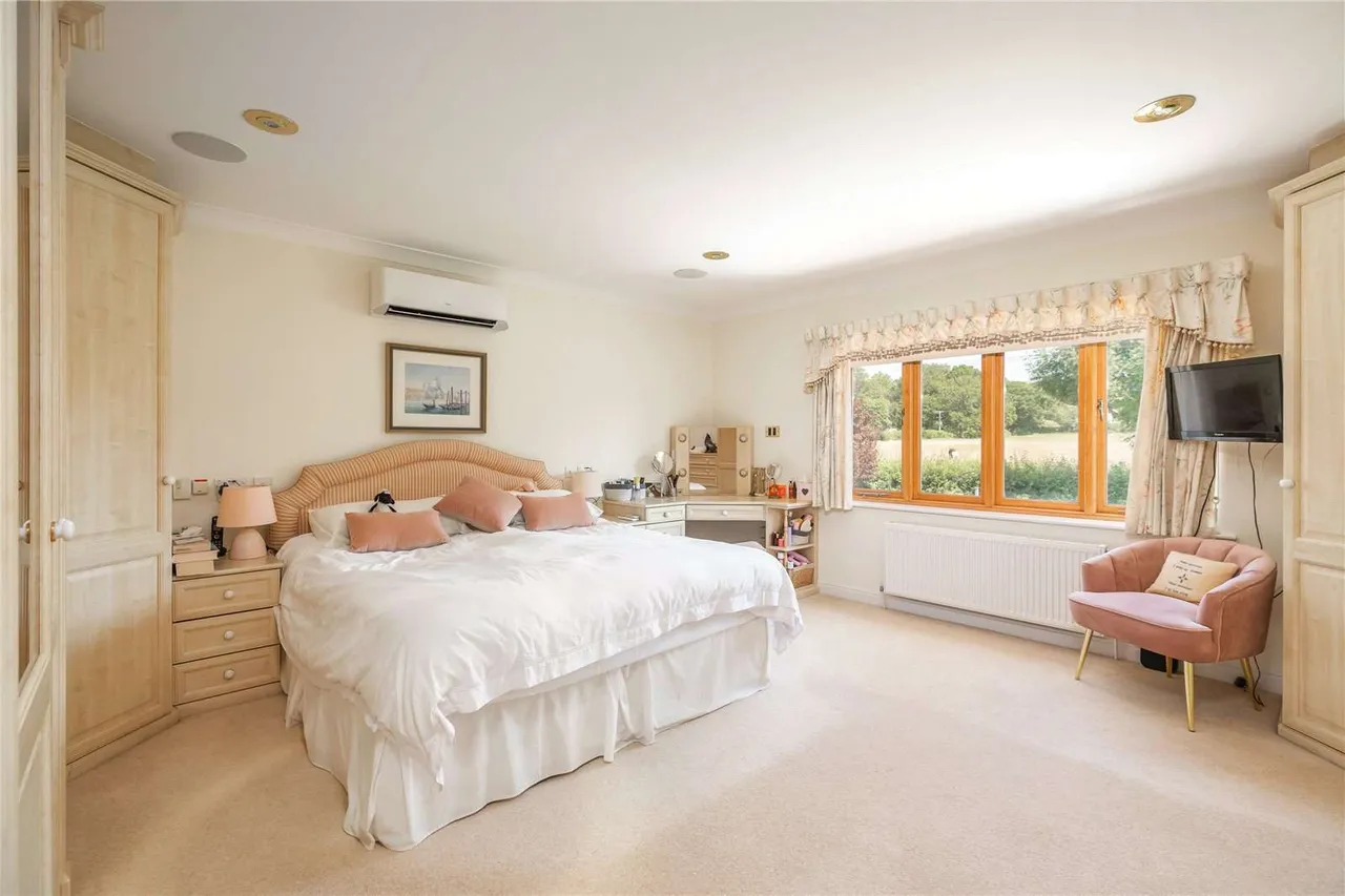 Westfield Drive, Swanmore, Southampton, Hampshire, SO32 2WA, photo 12