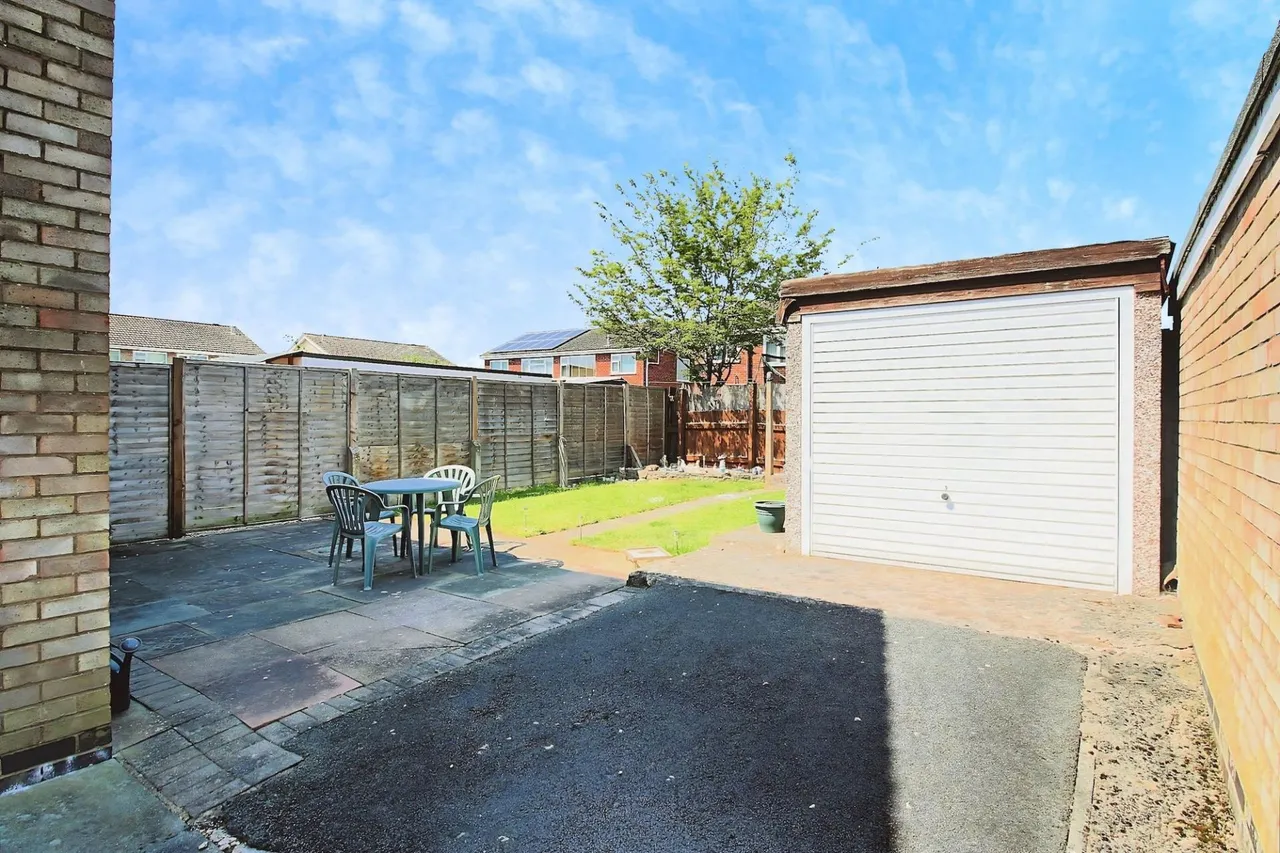 Foxglove Close, East Goscote, LE7, photo 12