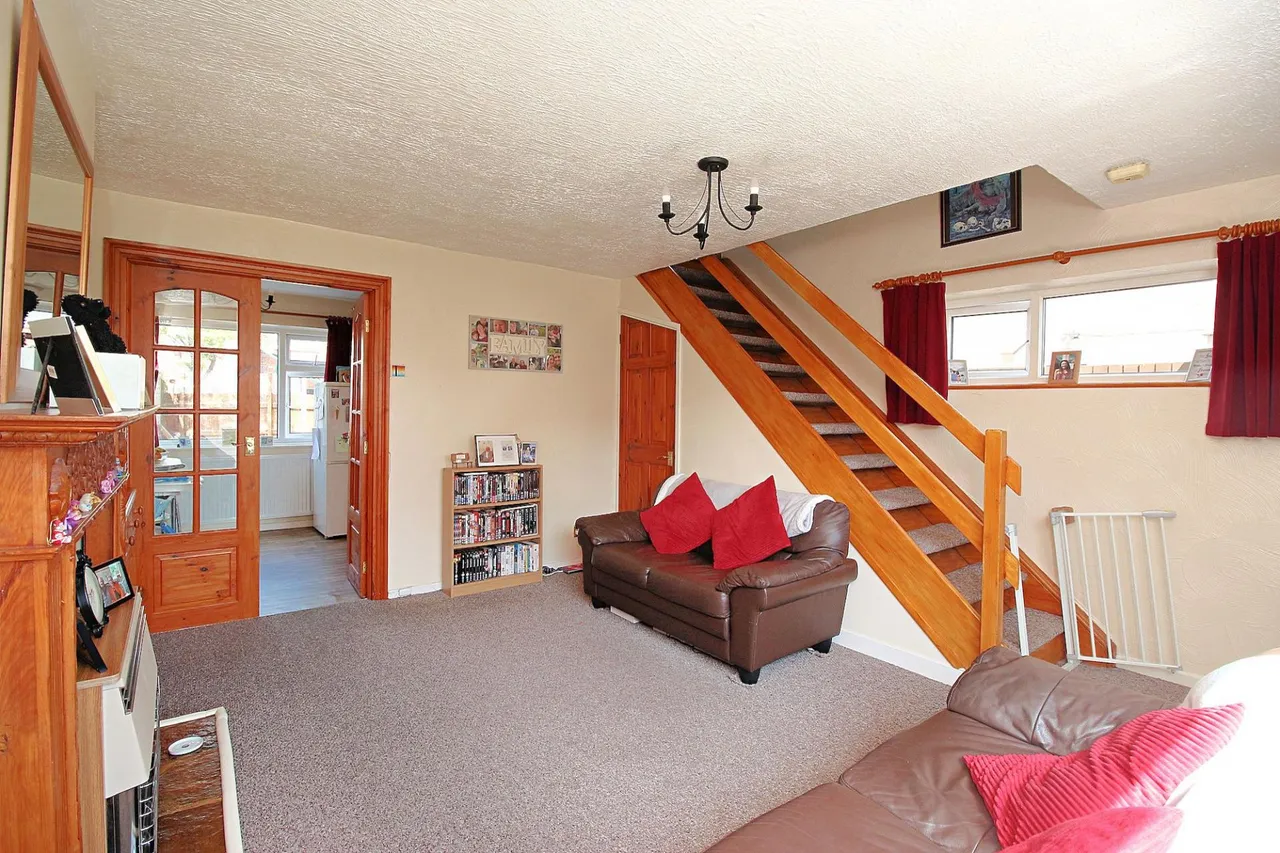 Foxglove Close, East Goscote, LE7, photo 4