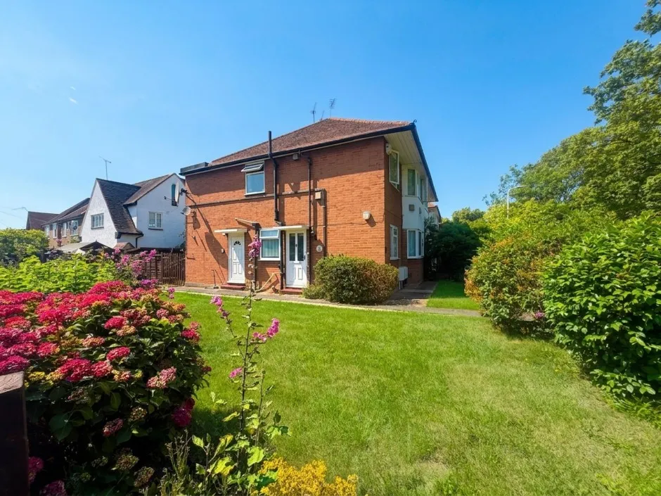 Whitehall Road, Uxbridge, UB8, photo 11