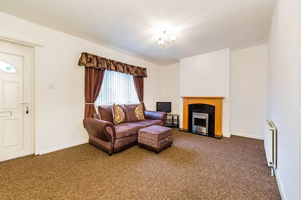 Foljambe Crescent, New Rossington, South Yorkshire, DN11, photo 2