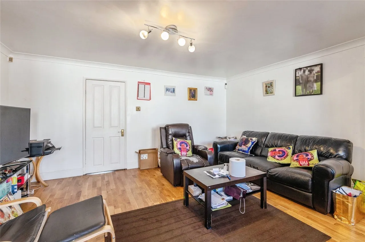 The Beeches, Tilbury, RM18, photo 9