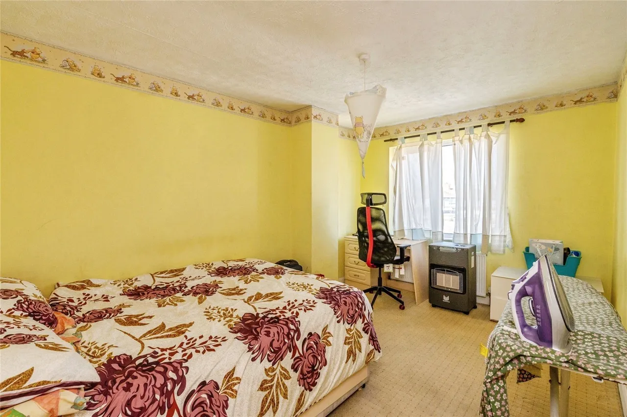 The Beeches, Tilbury, RM18, photo 15