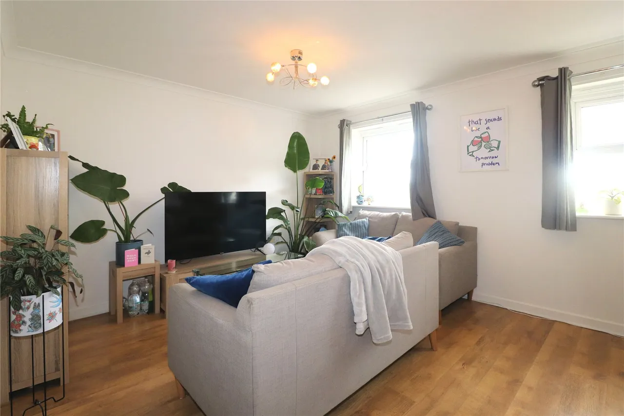 Prospect Place, Woking, GU22, photo 3