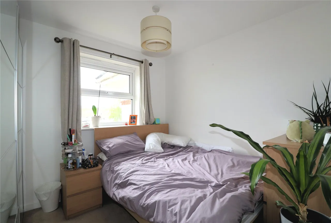 Prospect Place, Woking, GU22, photo 7