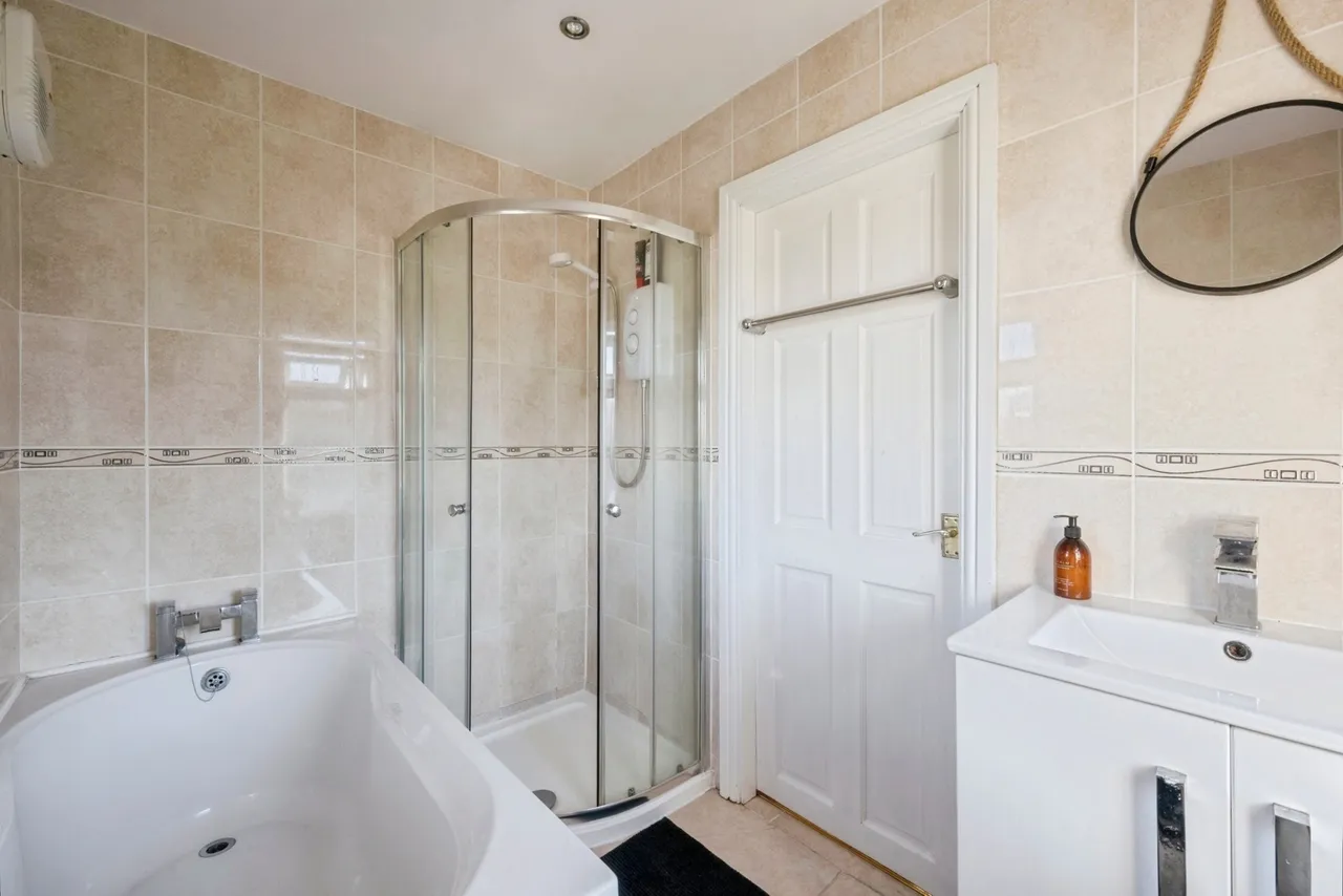 Derwent Drive, DONCASTER, South Yorkshire, DN3, photo 12