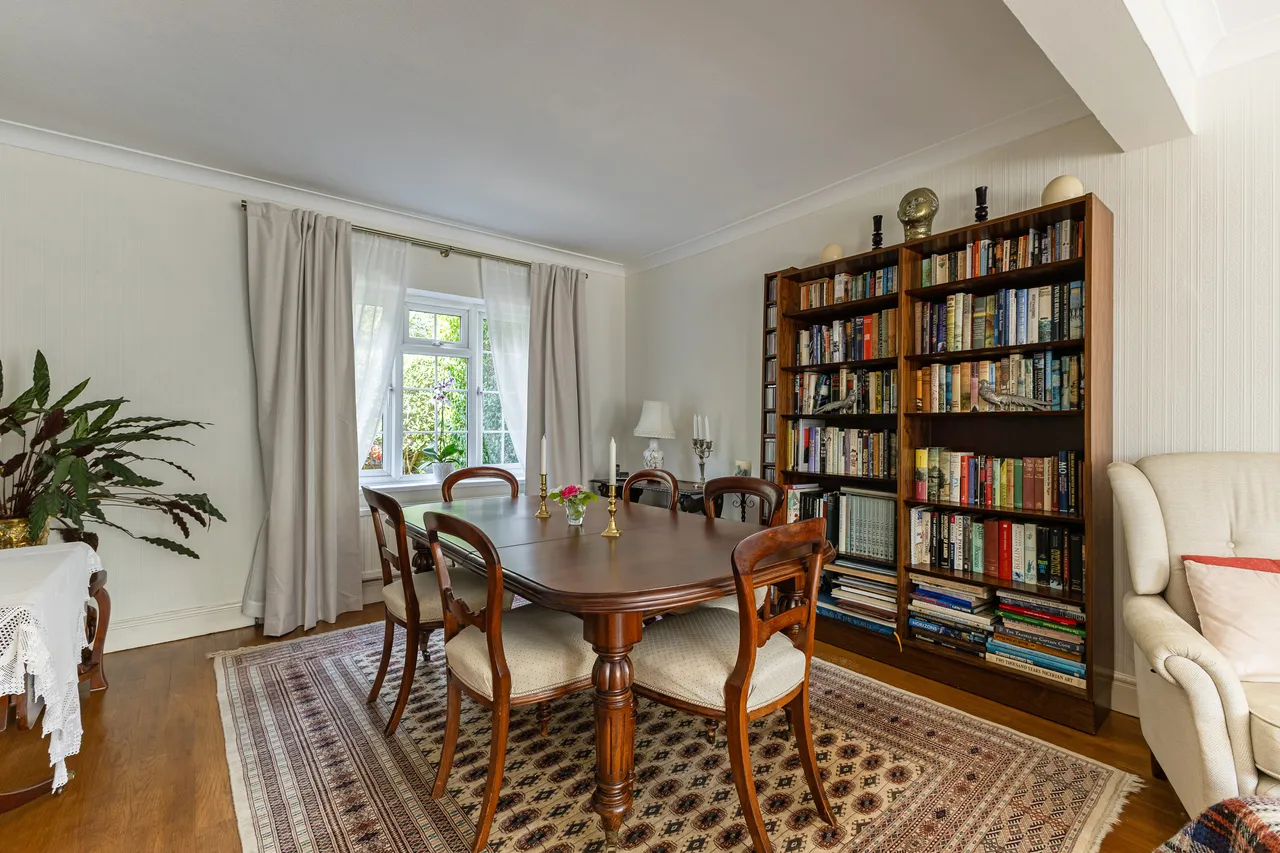 Burtons Road, Hampton Hill, TW12, photo 11