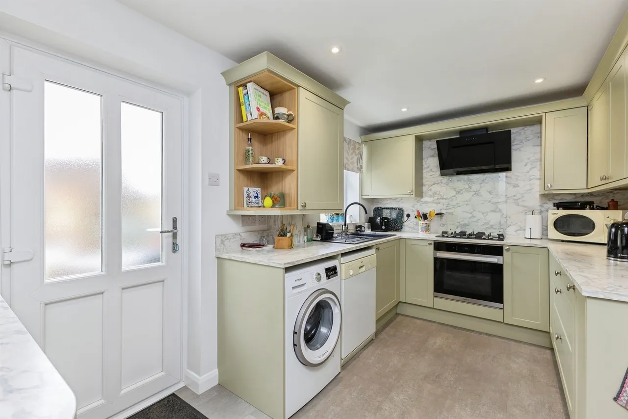 Spring Close, Newton Abbot, photo 8