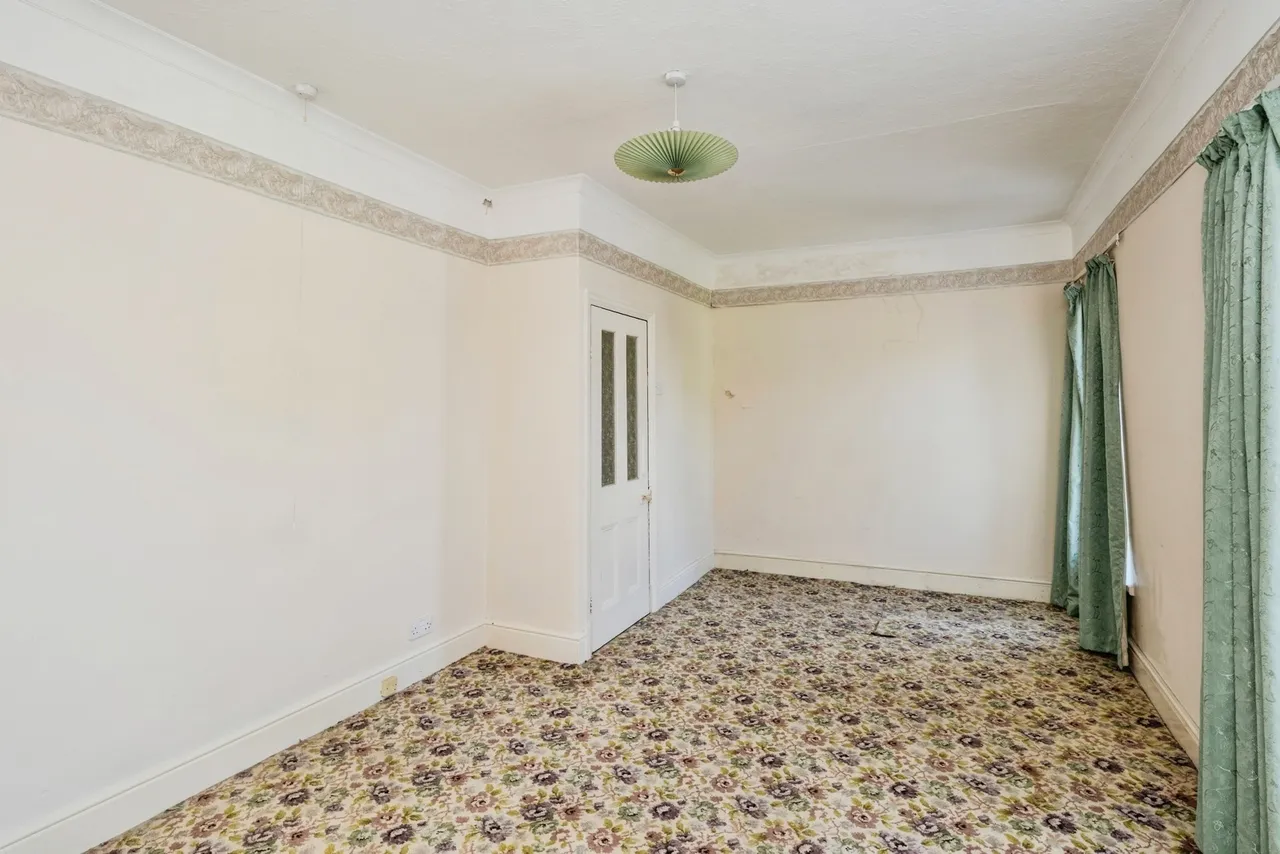 Church Road, Gorslas, SA14, photo 14