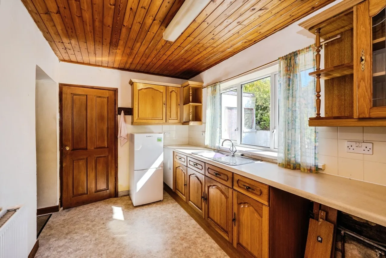 Church Road, Gorslas, SA14, photo 11