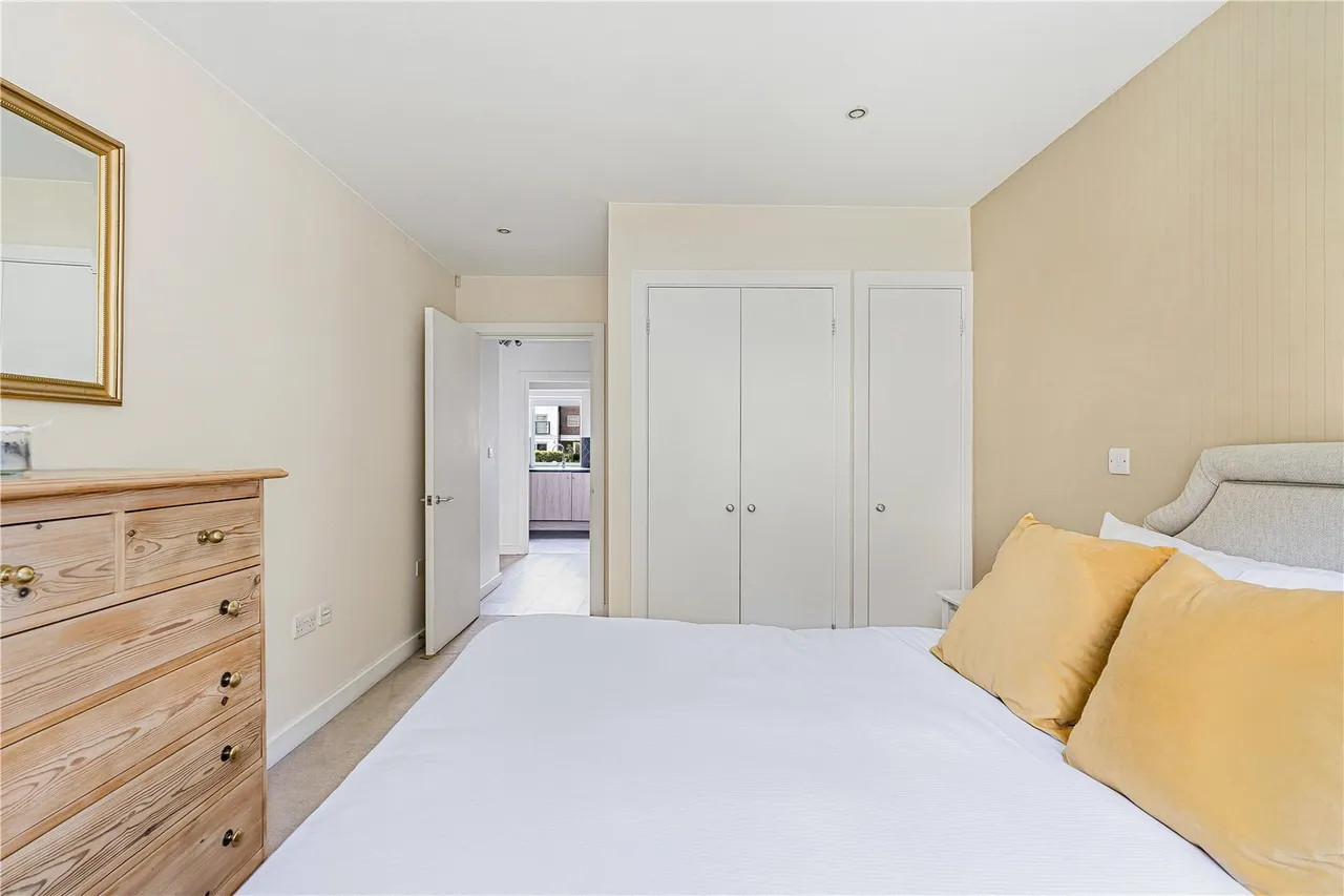Mill Pond Close, London, SW8, photo 12