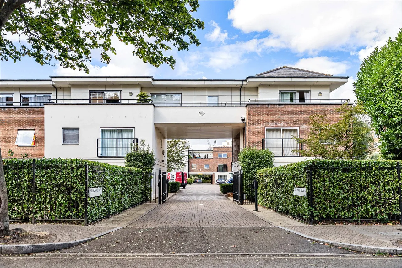 Mill Pond Close, London, SW8, photo 15