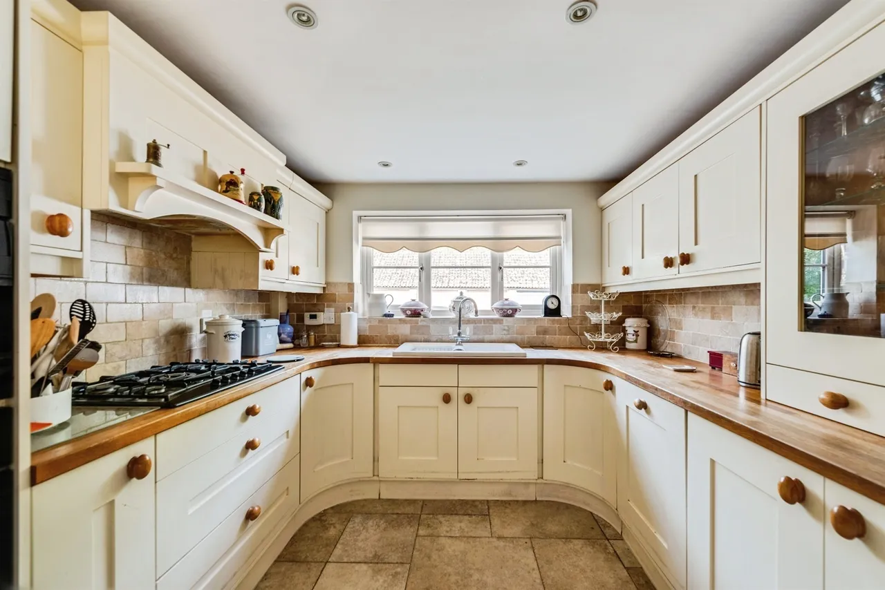 Mill Green Close, Bampton, OX18, photo 8