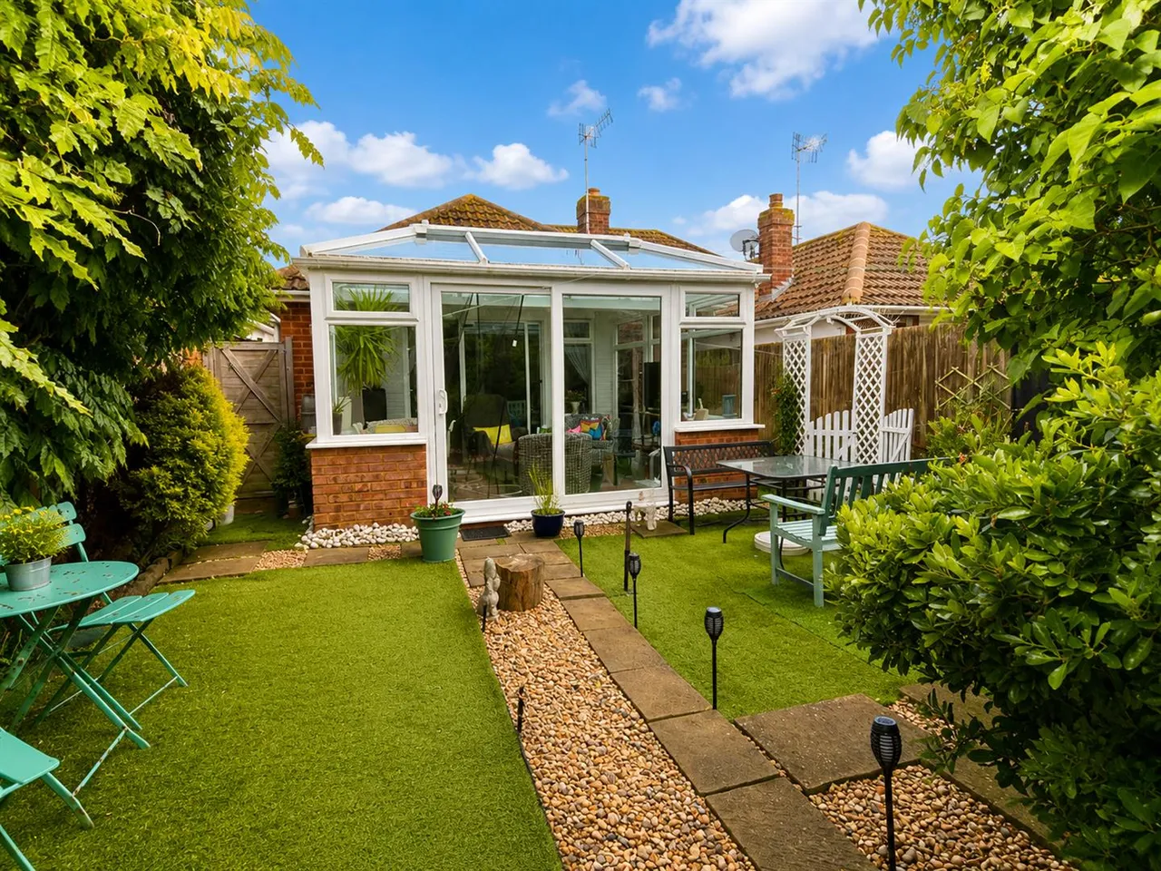 Roderick Avenue, Peacehaven, photo 16