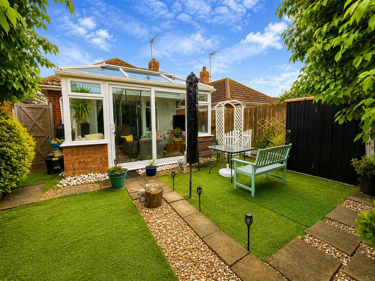 Roderick Avenue, Peacehaven, photo 6