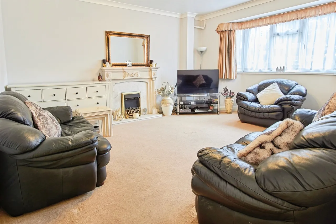 Perry Hill Road, Oldbury, photo 5