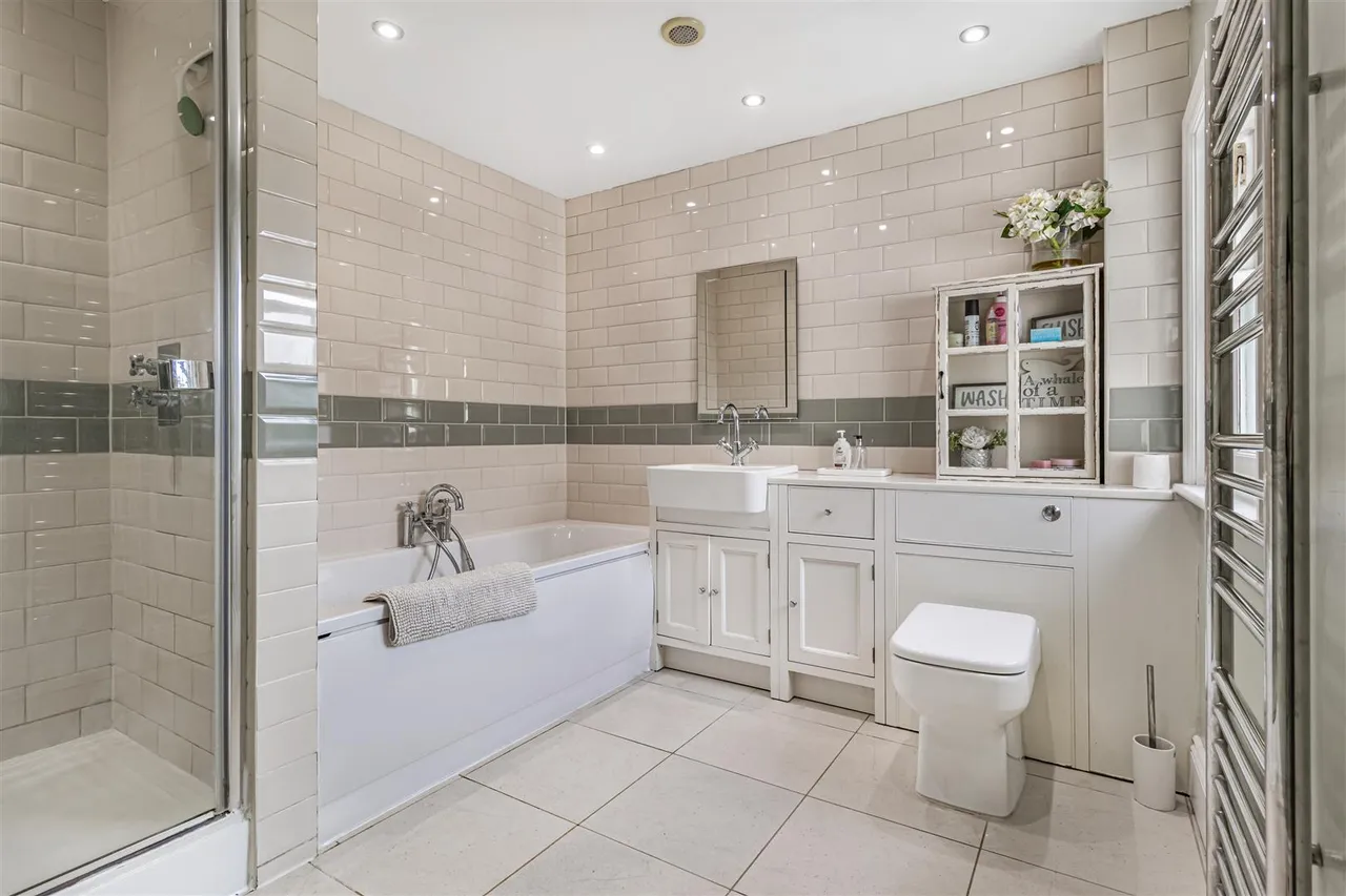 Water Lane, Oakington, CB24, photo 21