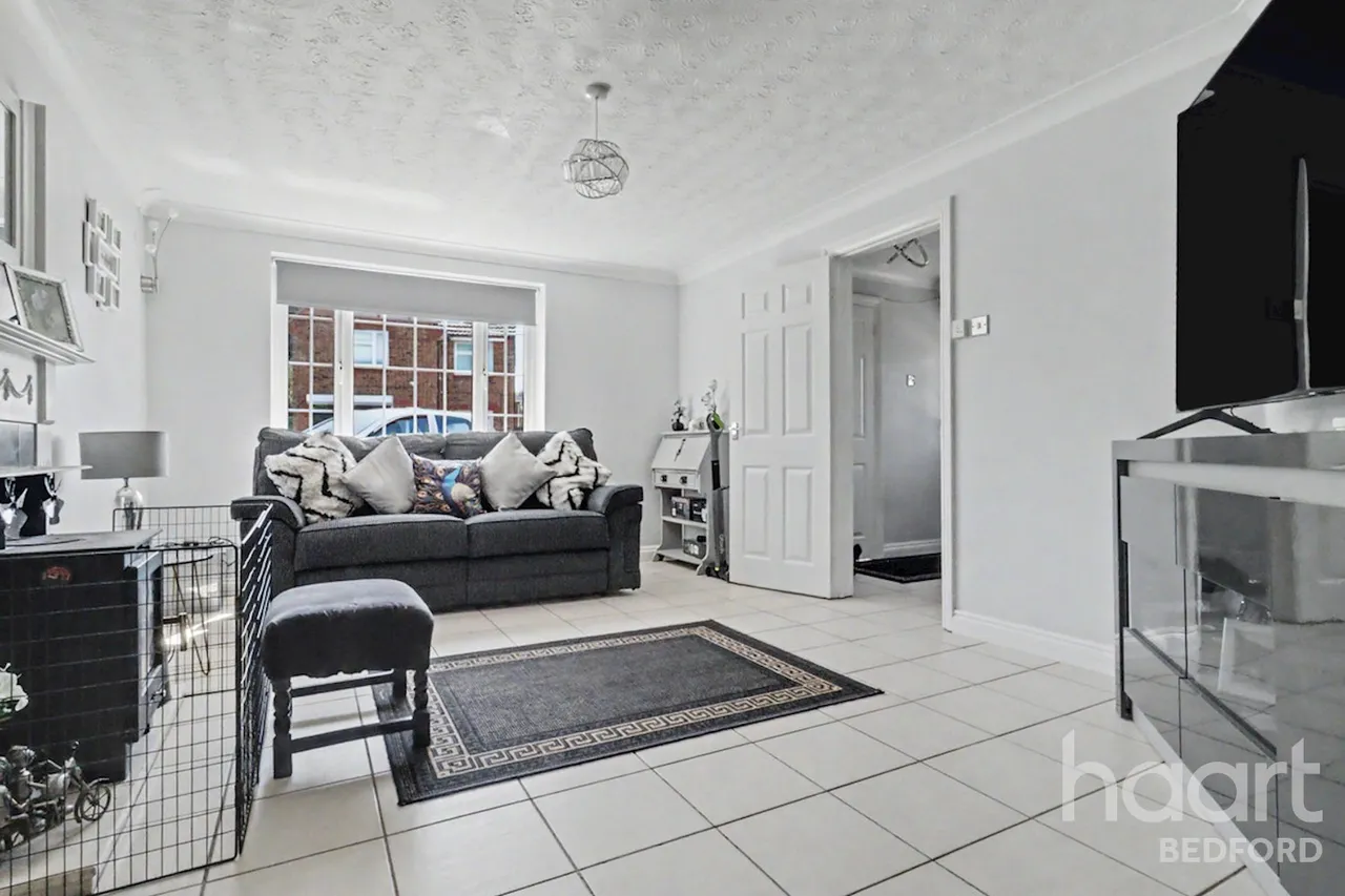 Meadowsweet Drive, Bedford, MK42, photo 6