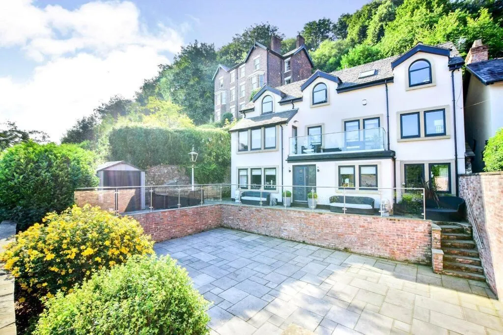 4 bed house to rent, Mottram Road, Alderley Edge, SK9