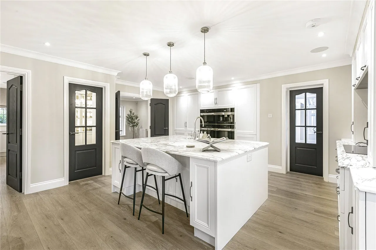 Brookmans Avenue, Brookmans Park, AL9 7QH, photo 10