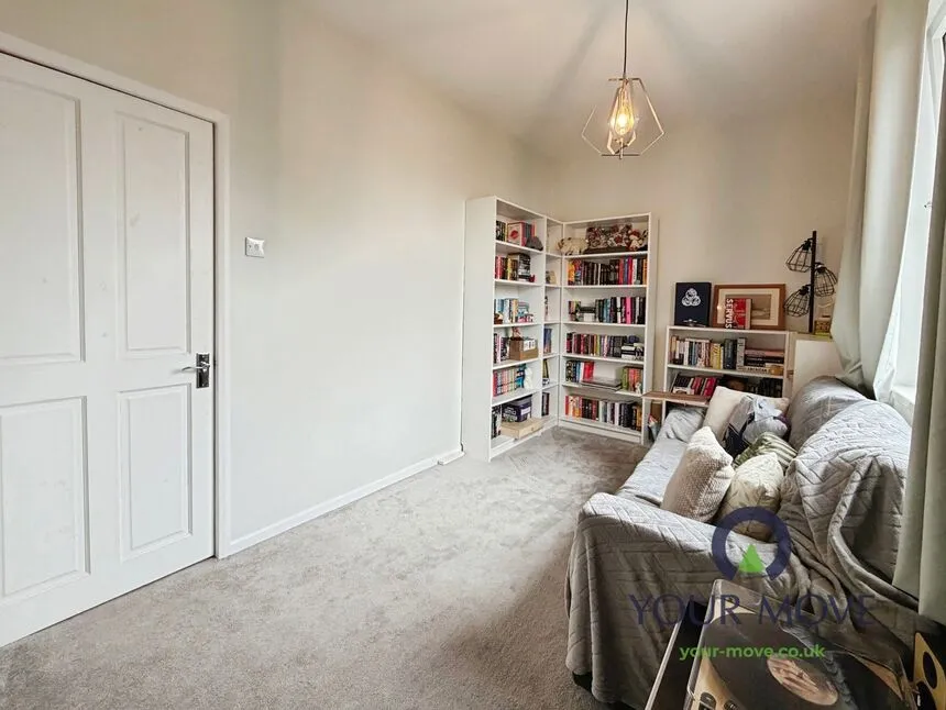 Grays Road, Barnsley, S71, photo 11