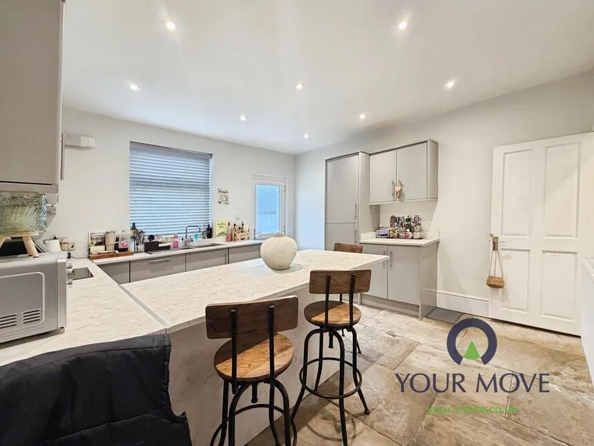 Grays Road, Barnsley, S71, photo 5