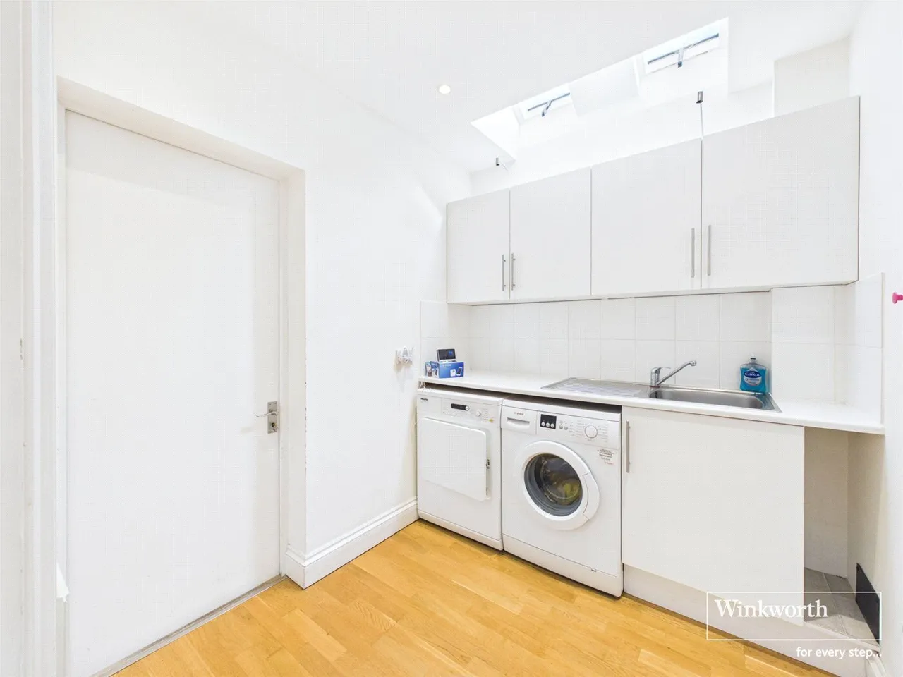Wolmer Gardens, Edgware, HA8, photo 25