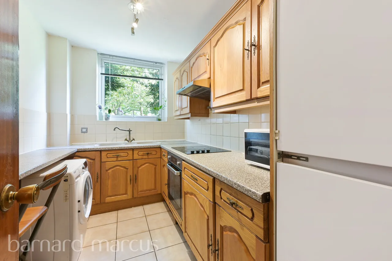 Catherine Road, Surbiton, photo 2