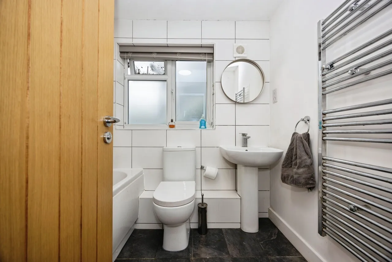 Trimmers Field, Farnham, GU9, photo 24
